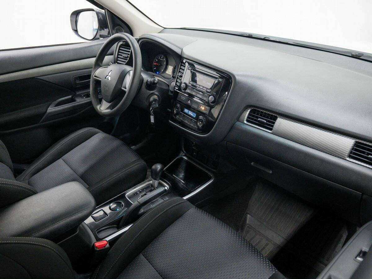 Купить Mitsubishi Outlander, 2018, 140 000 км, фото №7