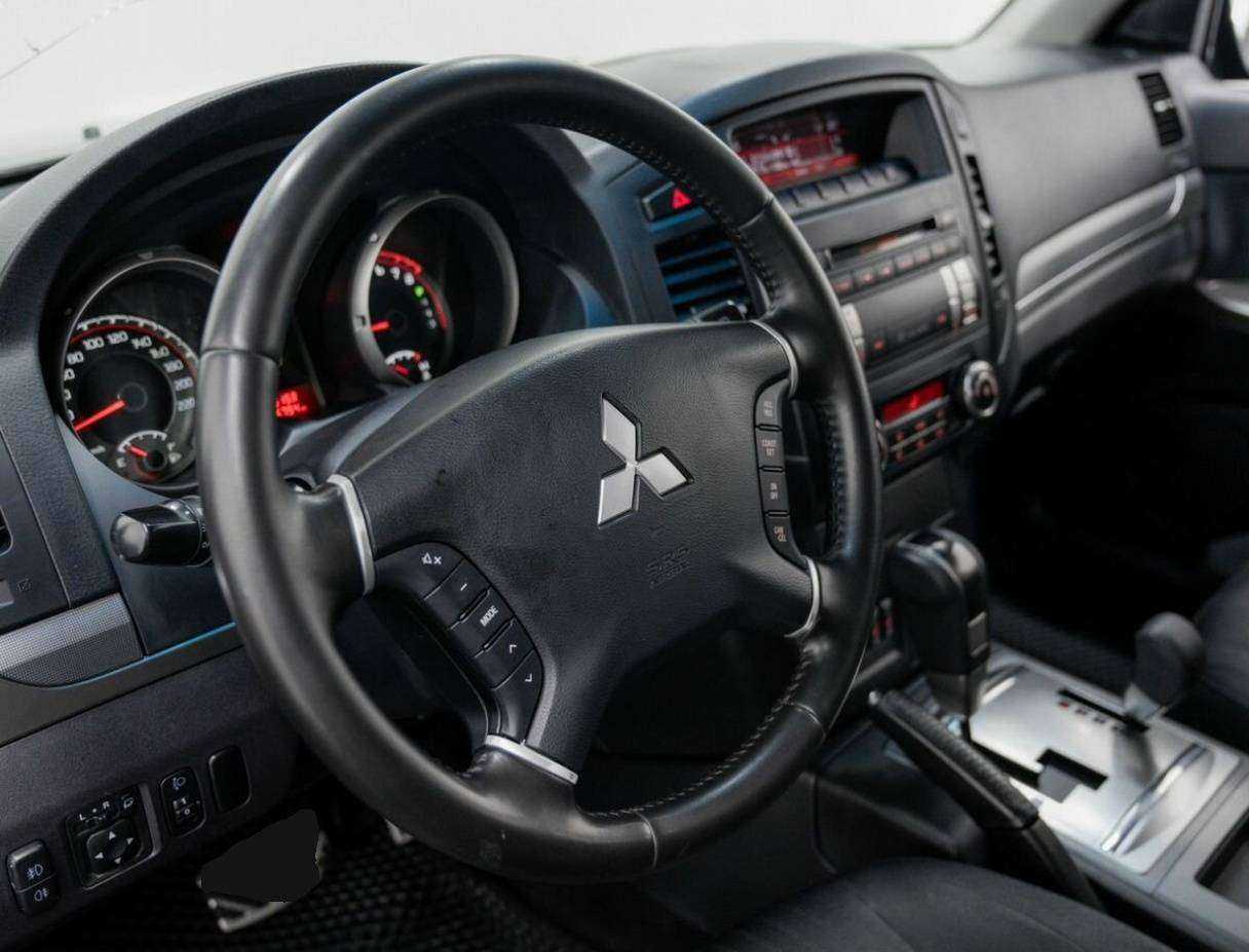 Купить Mitsubishi Pajero, 2011, 186 754 км, фото №21