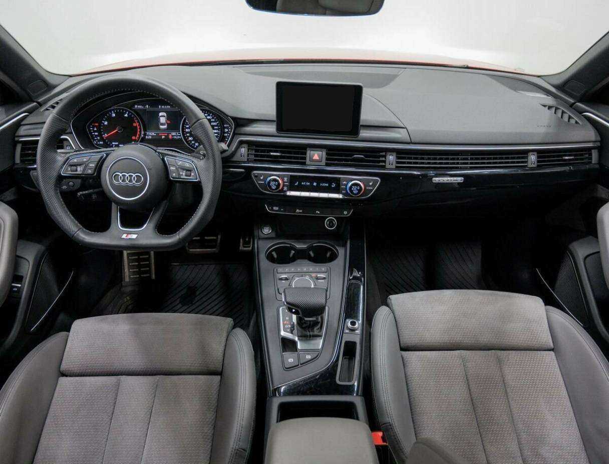 Купить Audi A4, 2019, 71 923 км, фото №12