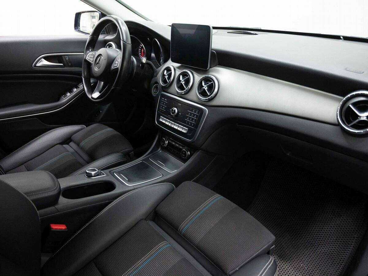 Купить Mercedes-Benz CLA 200, 2018, 153 655 км, фото №11