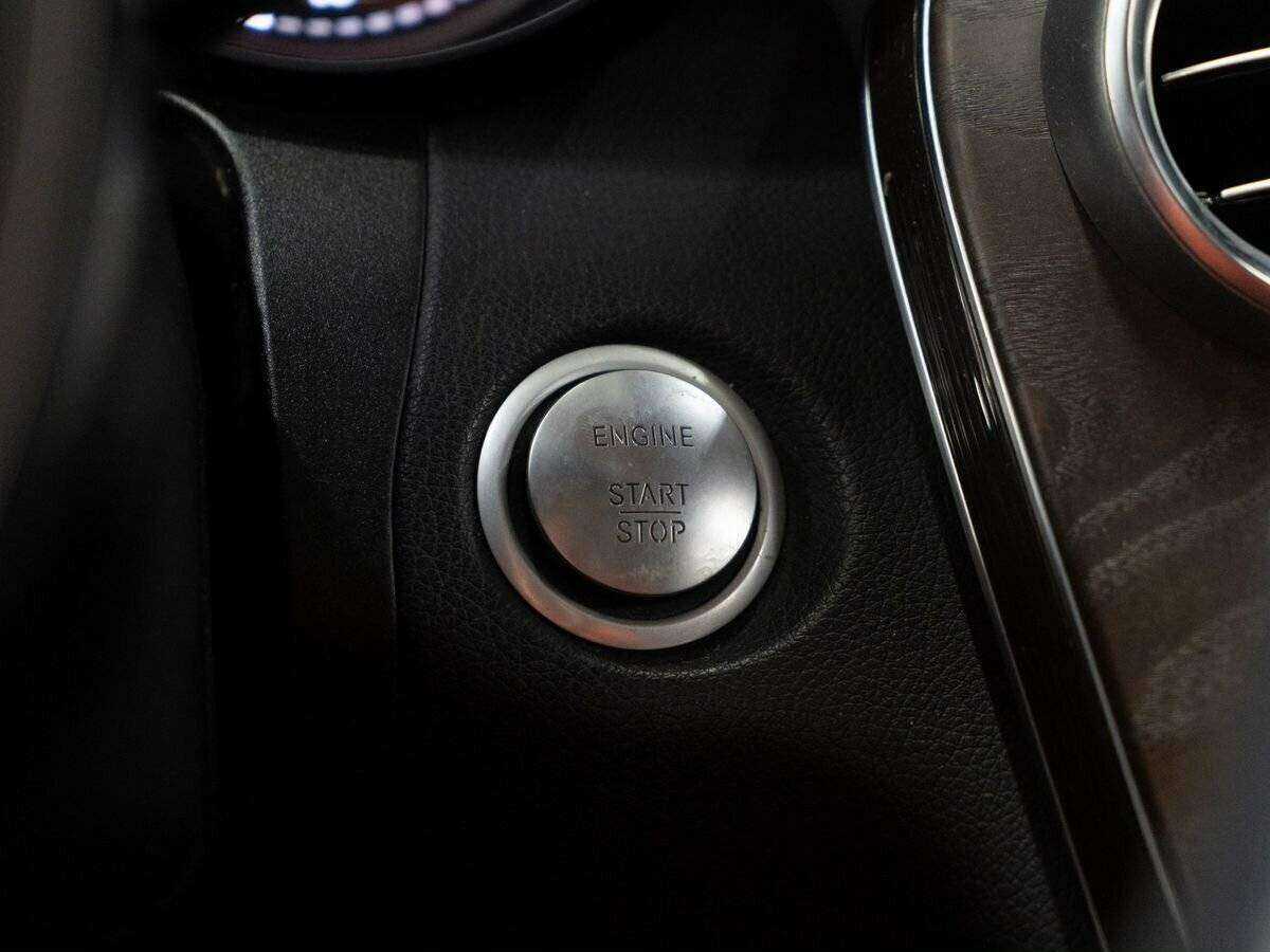 Купить Mercedes-Benz GLC 250 d, 2018, 160 508 км, фото №12