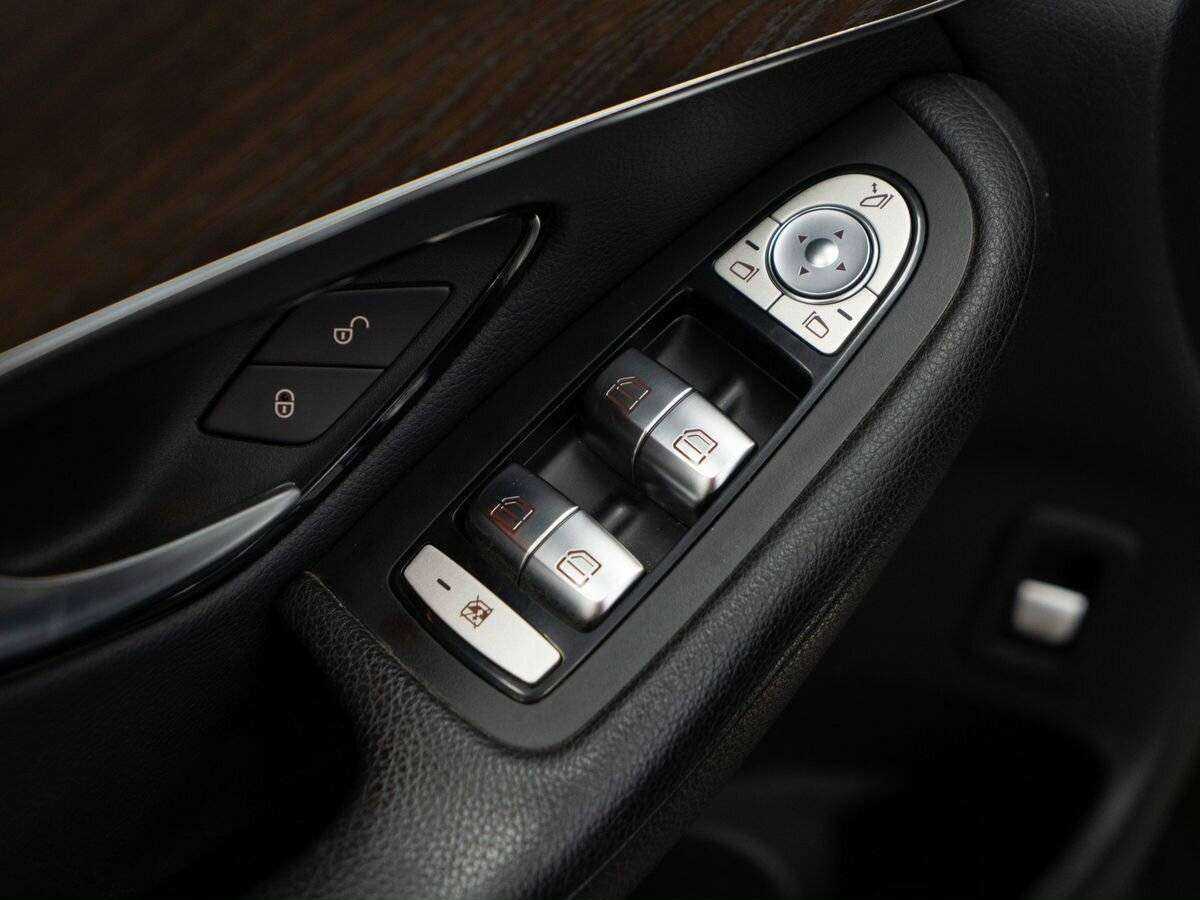 Купить Mercedes-Benz GLC 250 d, 2018, 160 508 км, фото №17