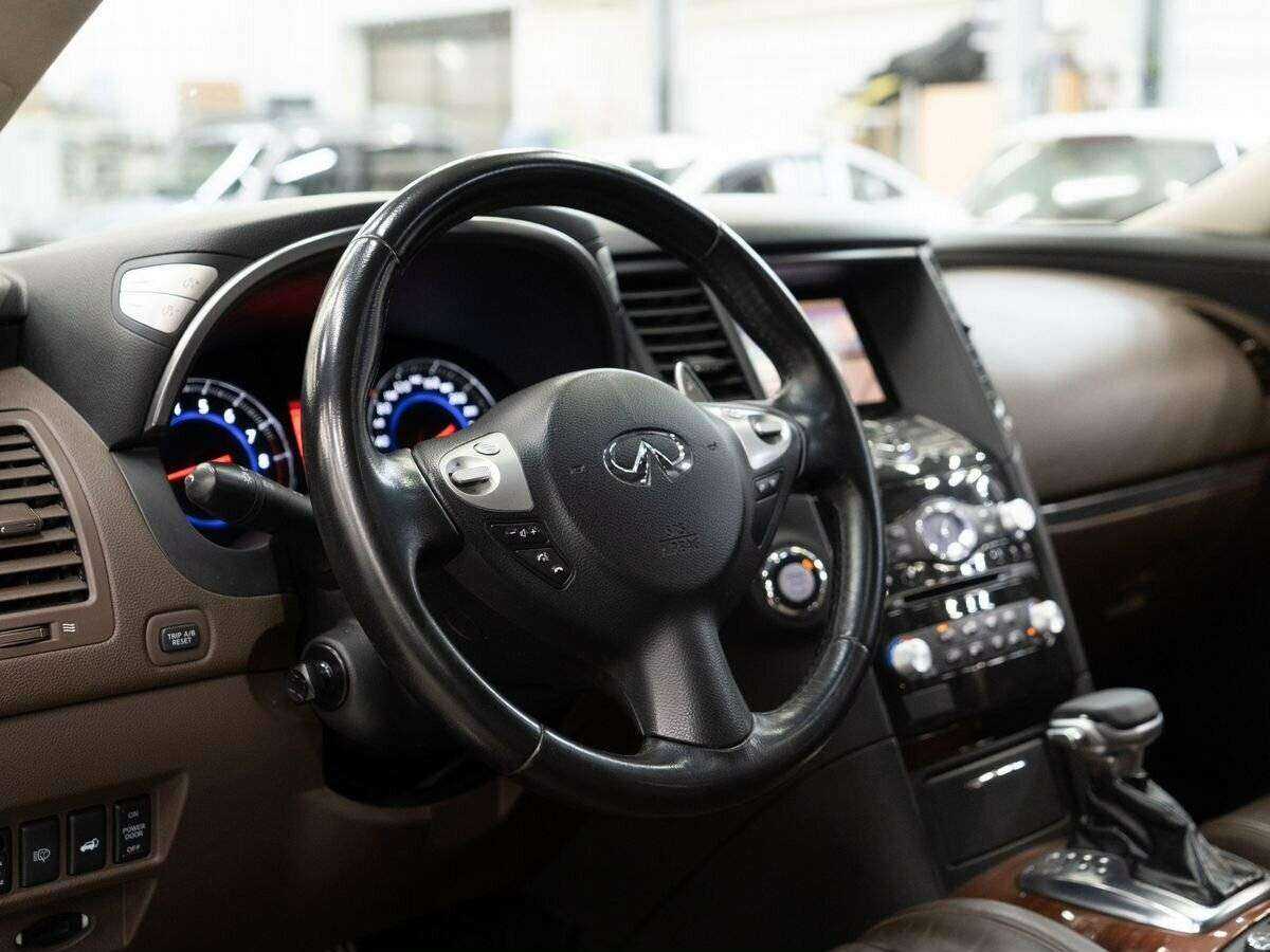 Купить Infiniti FX37, 2011, 216 000 км, фото №5