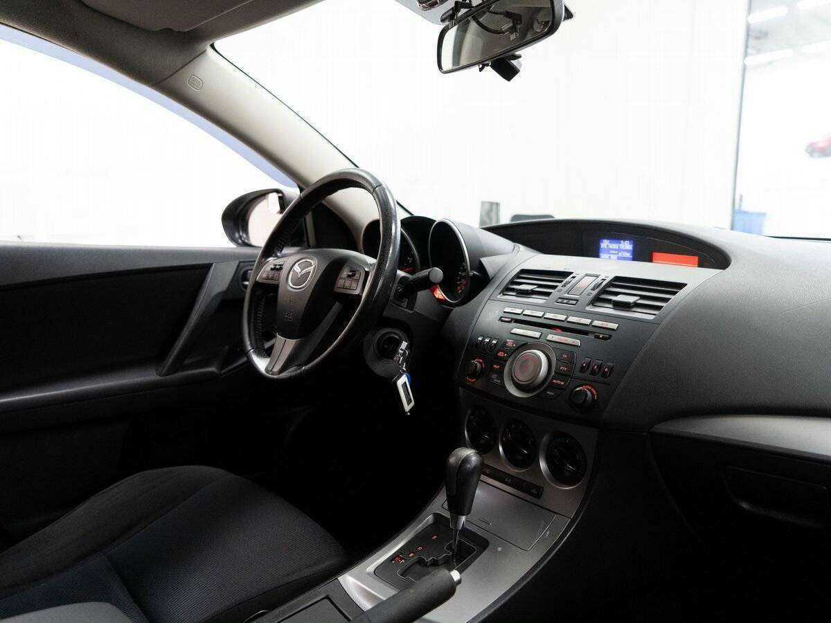 Купить Mazda 3, 2011, 240 702 км, фото №18