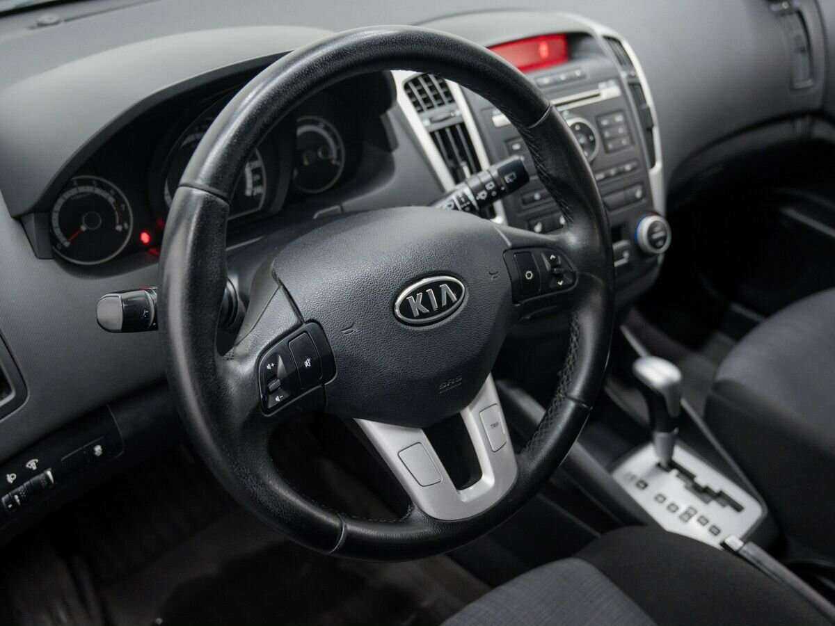 Купить Kia Ceed, 2010, 174 000 км, фото №17