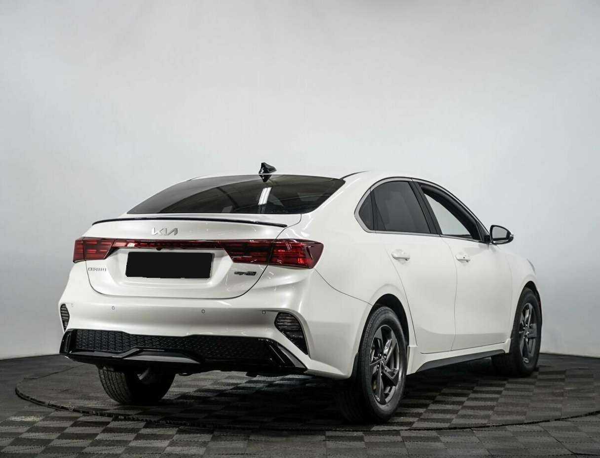 Купить Kia Cerato, 2022, 9 826 км, фото №4
