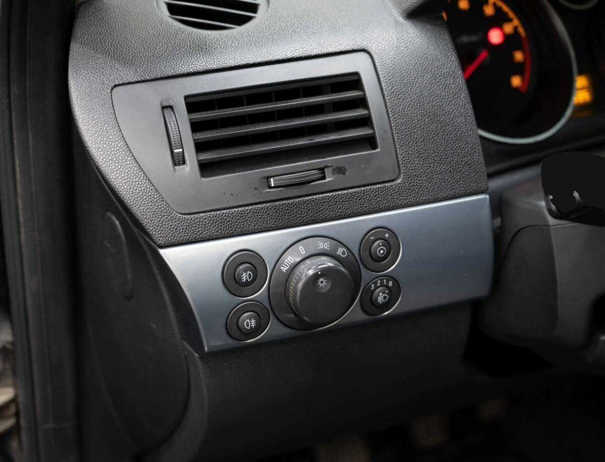 Купить Opel Astra, 2010, 180 000 км, фото №18