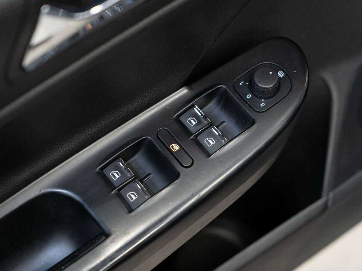 Купить Volkswagen Passat, 2008, 305 161 км, фото №14