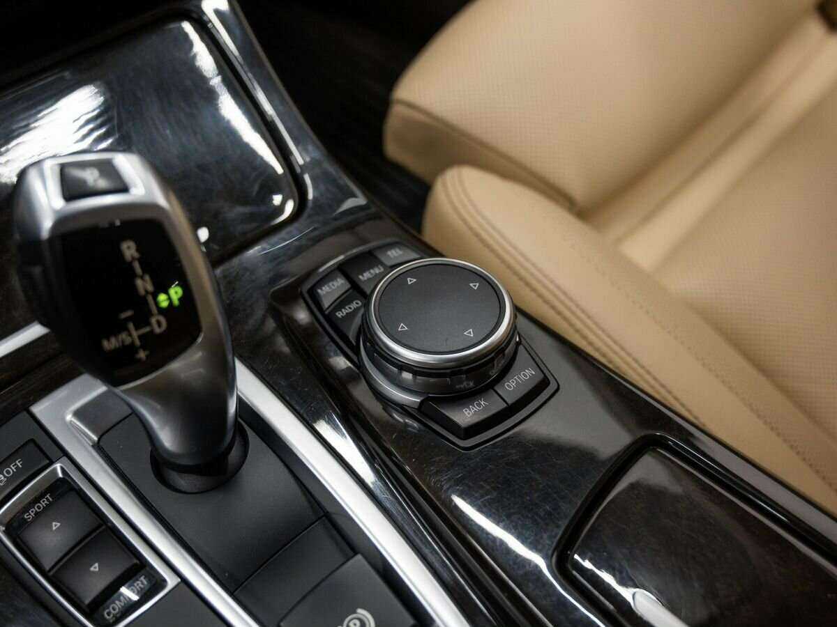 Купить BMW 5 серии 530d xDrive, 2015, 78 182 км, фото №22