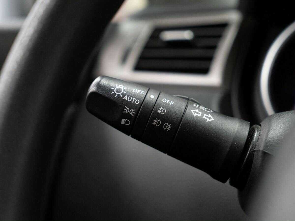 Купить Nissan Tiida, 2011, 75 847 км, фото №19