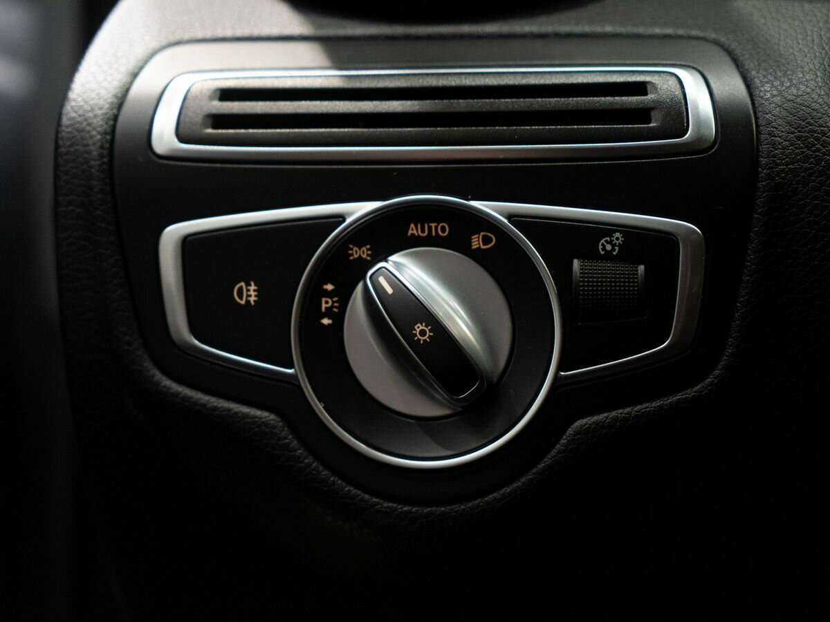 Купить Mercedes-Benz C-Класс 180, 2018, 91 000 км, фото №18