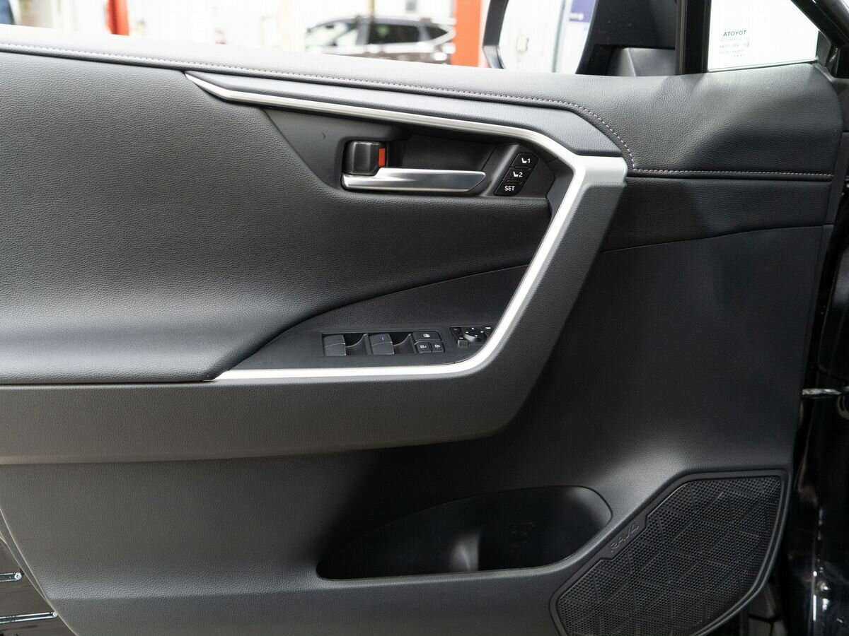 Купить Toyota RAV4, 2020, 91 800 км, фото №15