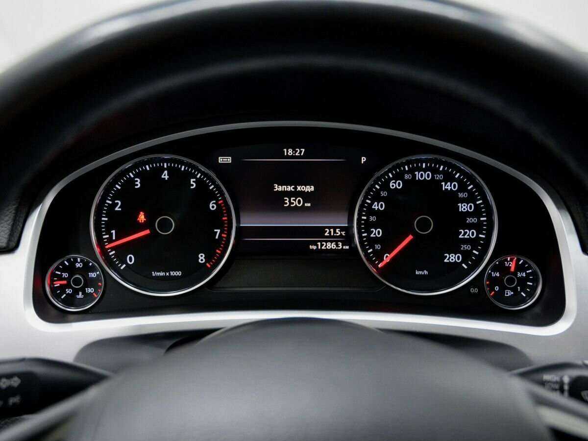 Купить Volkswagen Touareg, 2015, 138 000 км, фото №25