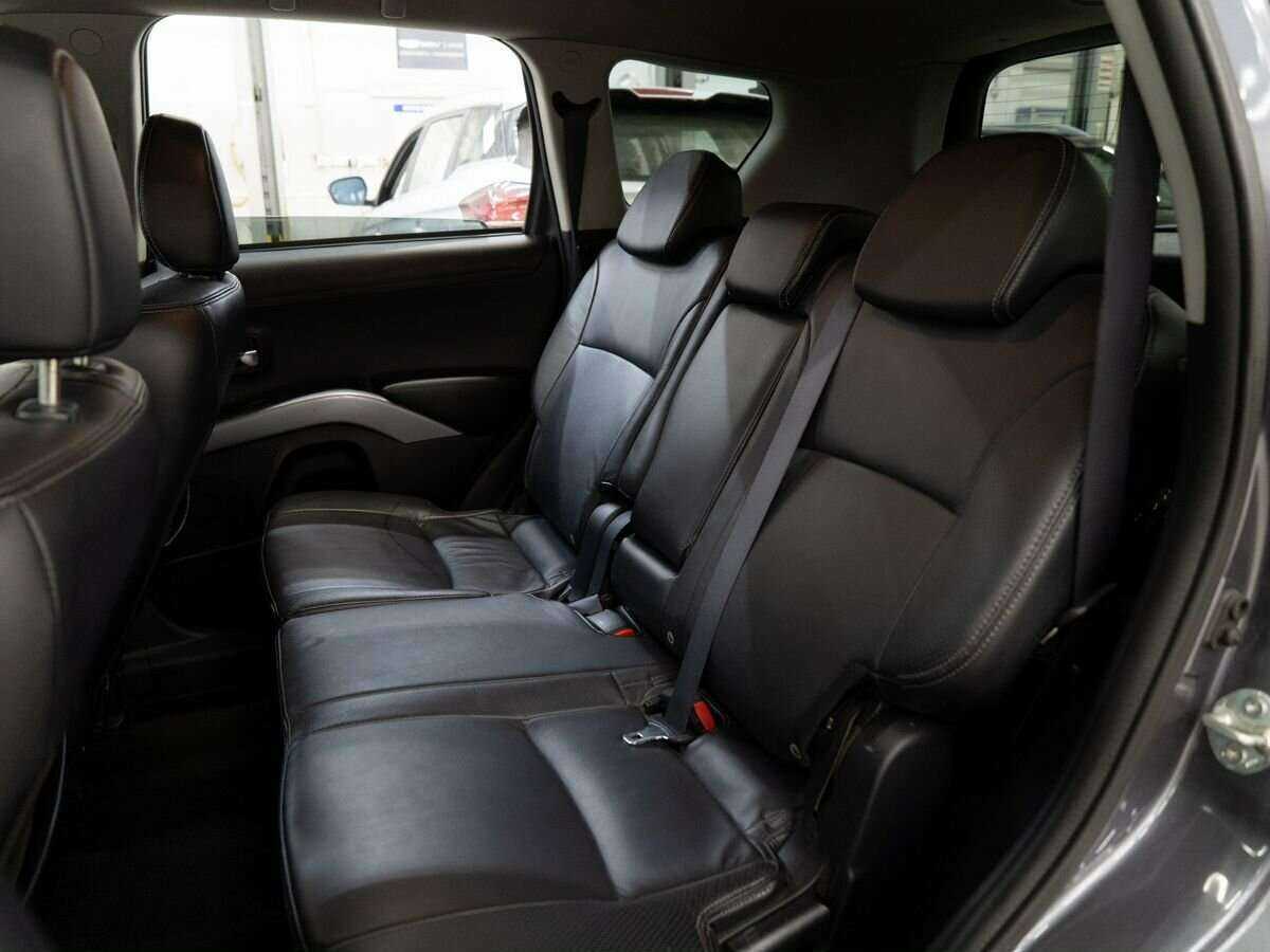 Купить Mitsubishi Outlander, 2011, 140 472 км, фото №7