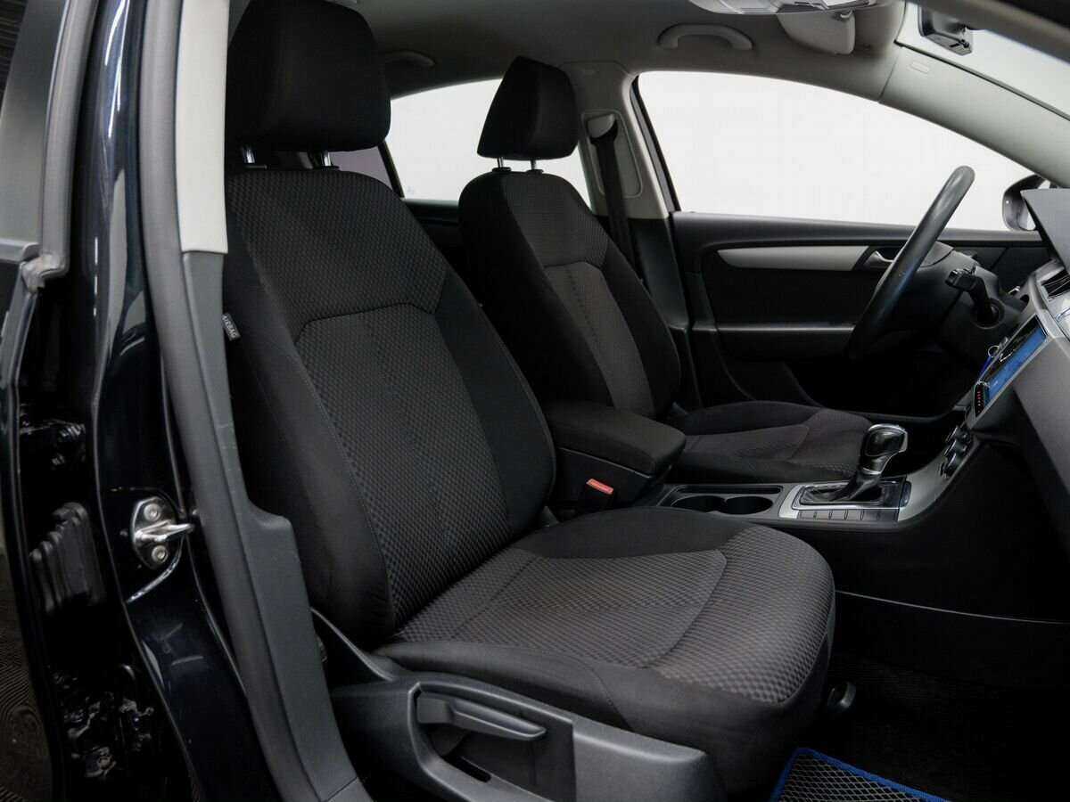 Купить Volkswagen Passat, 2011, 154 119 км, фото №7