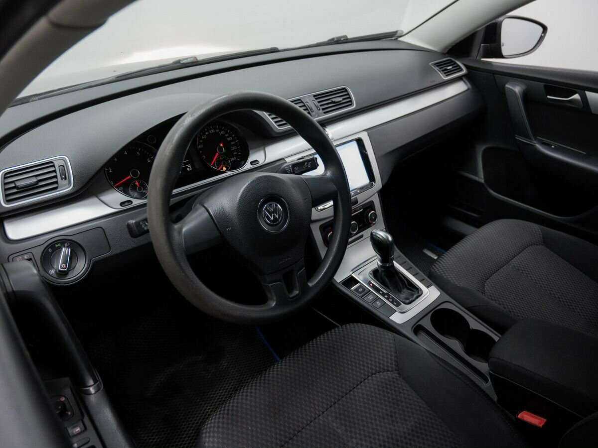 Купить Volkswagen Passat, 2011, 154 119 км, фото №10