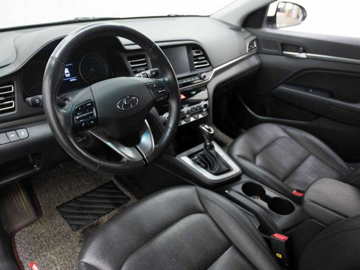 Купить Hyundai Avante, 2018, 83 500 км, фото №7