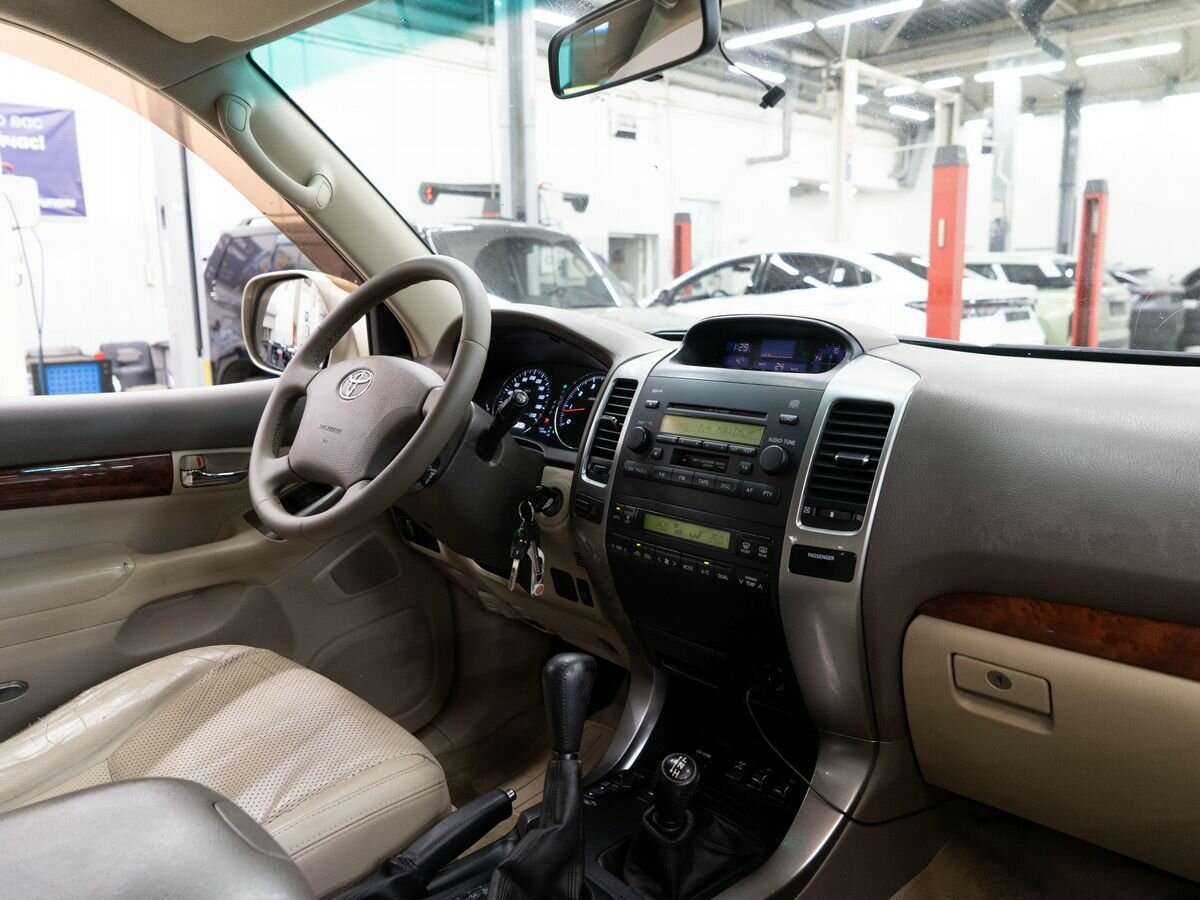 Купить Toyota Land Cruiser Prado 5-speed, 2005, 318 622 км, фото №19