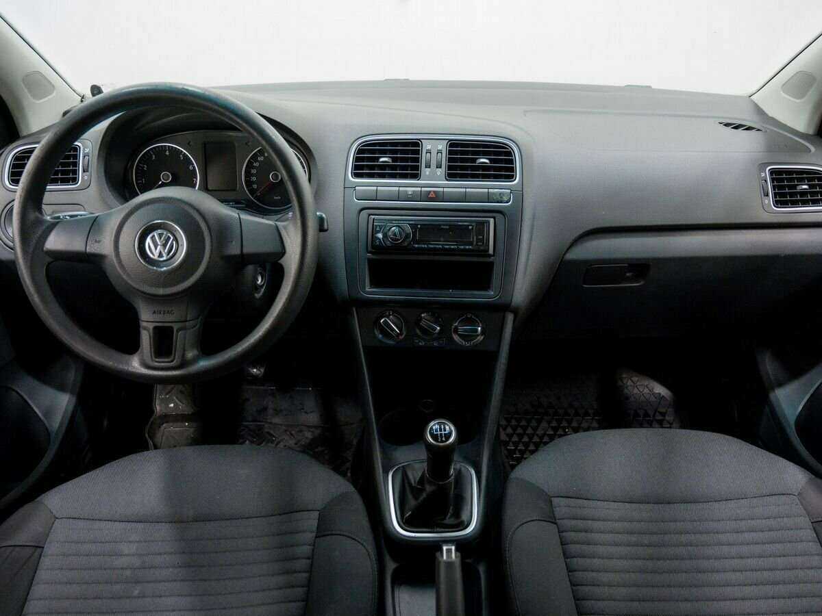 Купить Volkswagen Polo, 2011, 210 781 км, фото №11