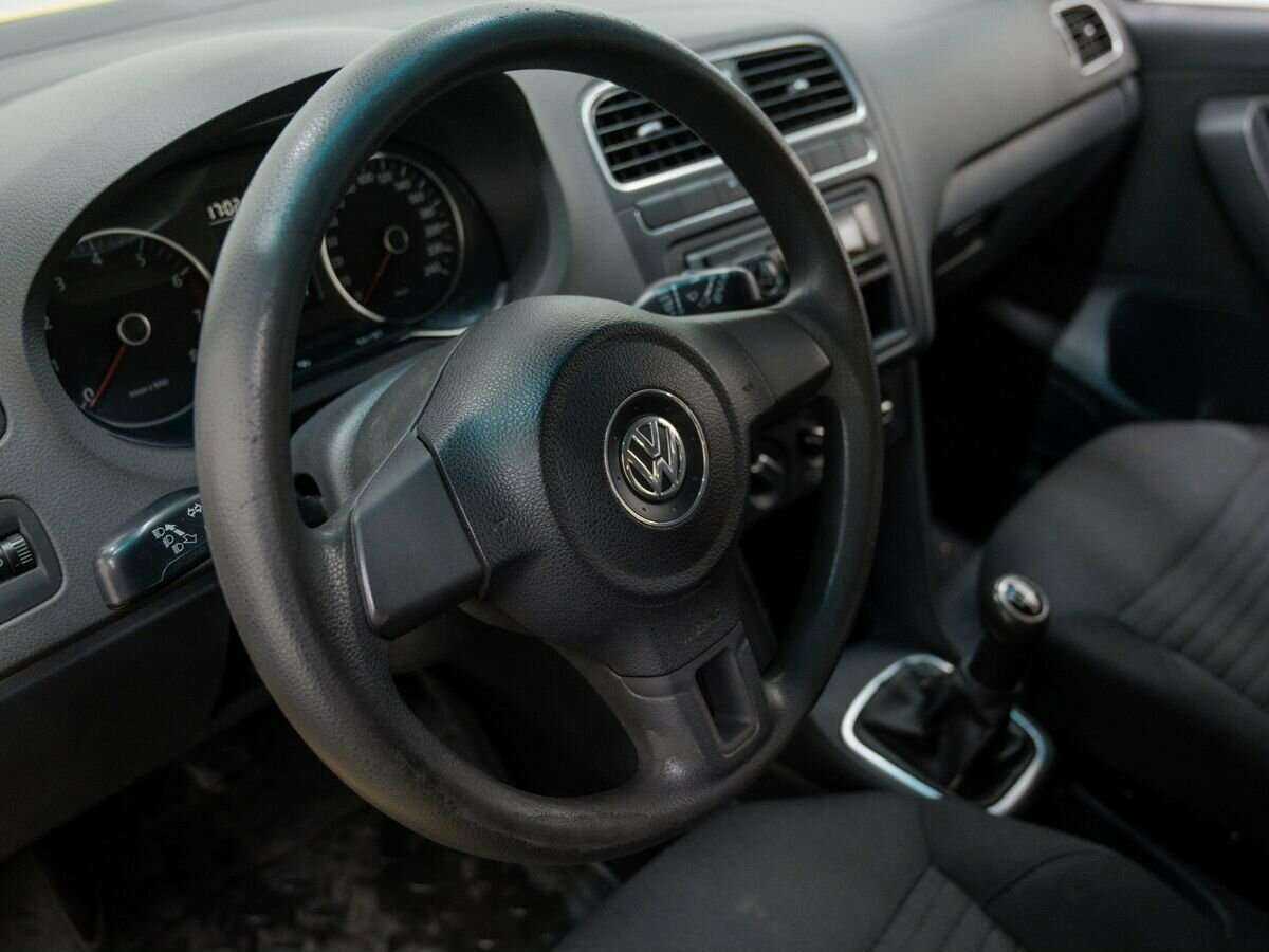 Купить Volkswagen Polo, 2011, 210 781 км, фото №18