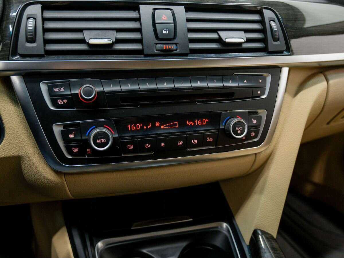 Купить BMW 3 серии 328i, 2012, 180 841 км, фото №16