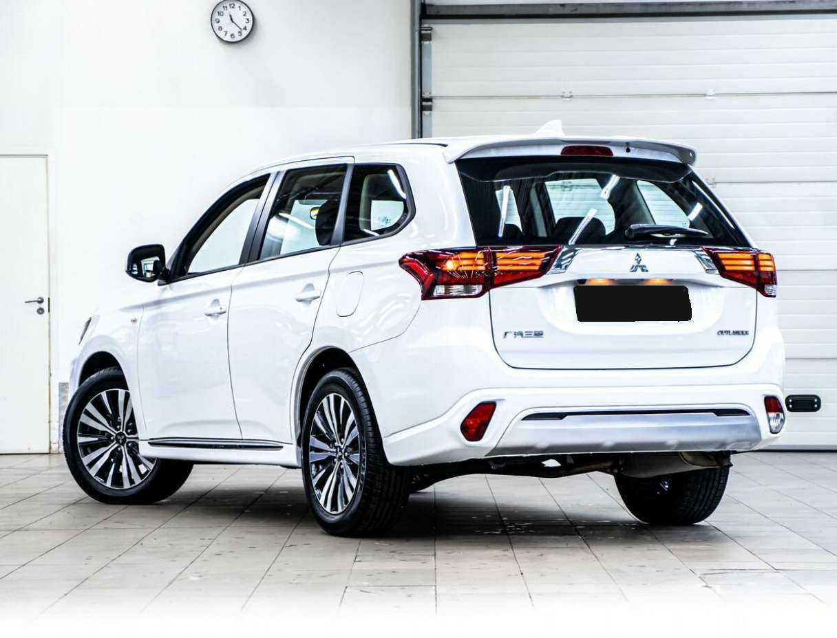 Купить Mitsubishi Outlander, 2022, 99 км, фото №4