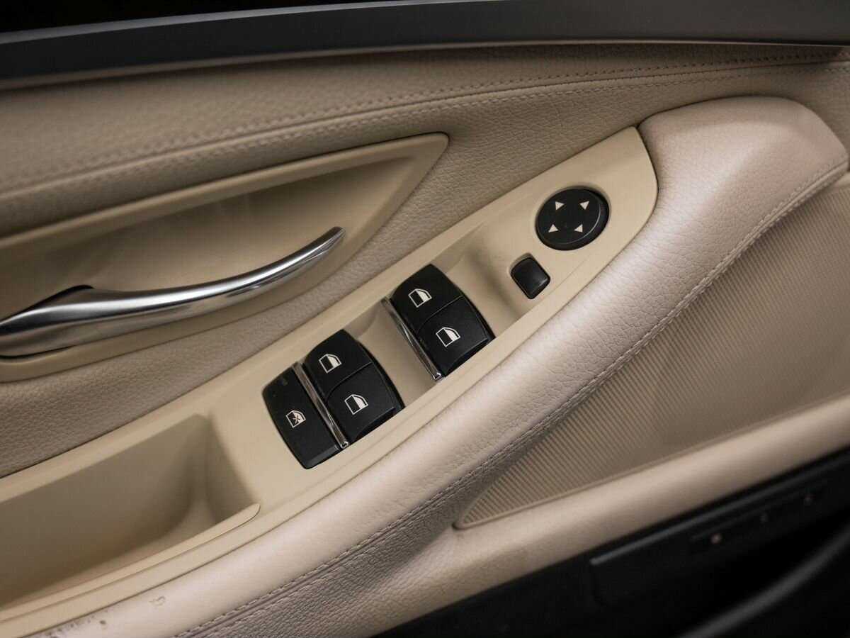 Купить BMW 5 серии 525d, 2011, 260 821 км, фото №15