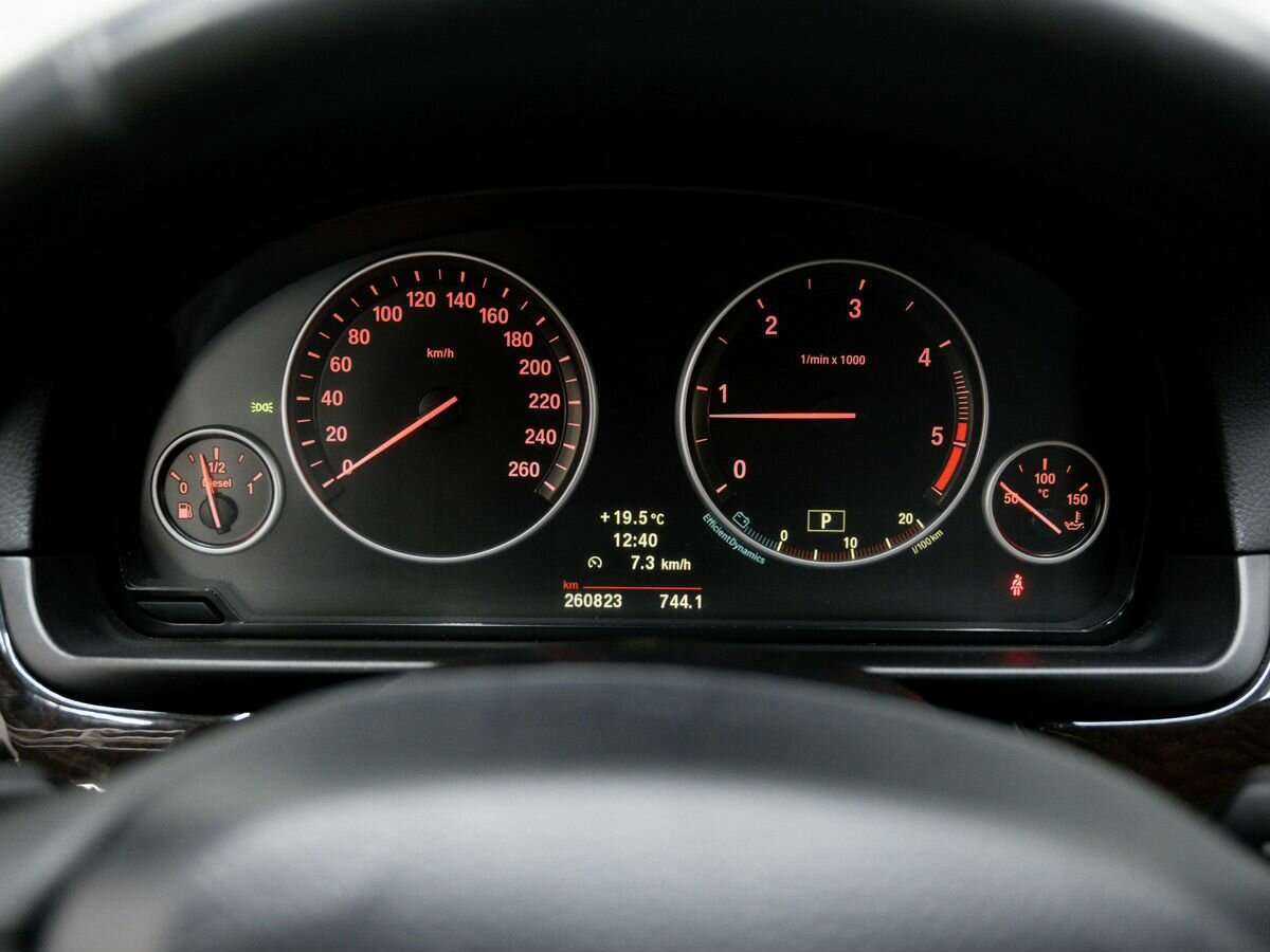 Купить BMW 5 серии 525d, 2011, 260 821 км, фото №24