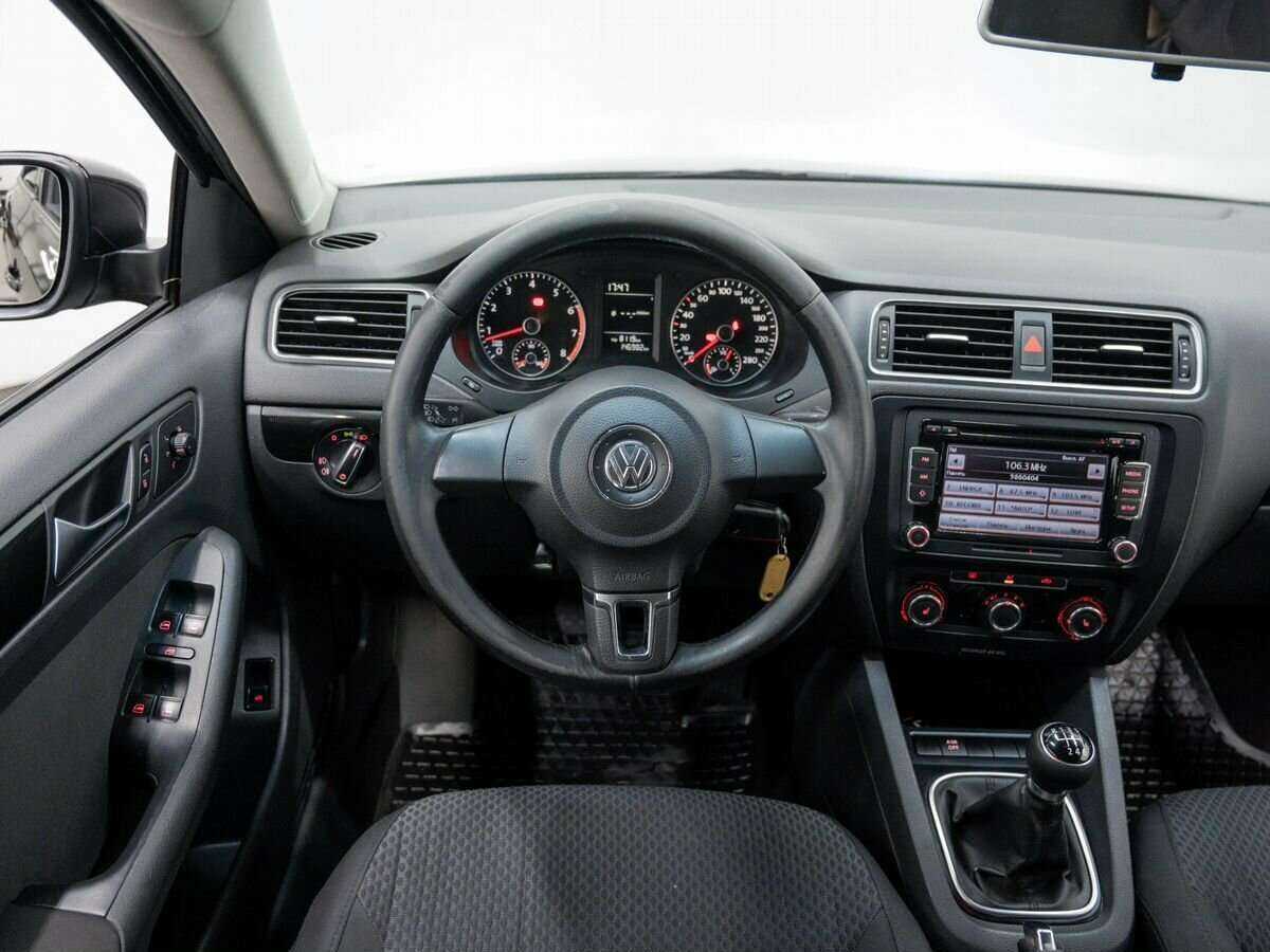 Купить Volkswagen Jetta, 2011, 140 000 км, фото №11
