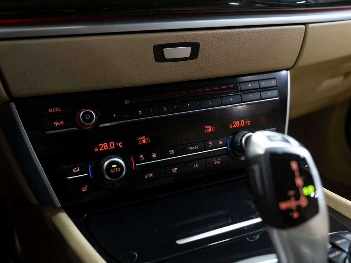 Купить BMW 5 серии Gran Turismo 530d xDrive, 2014, 175 175 км, фото №14