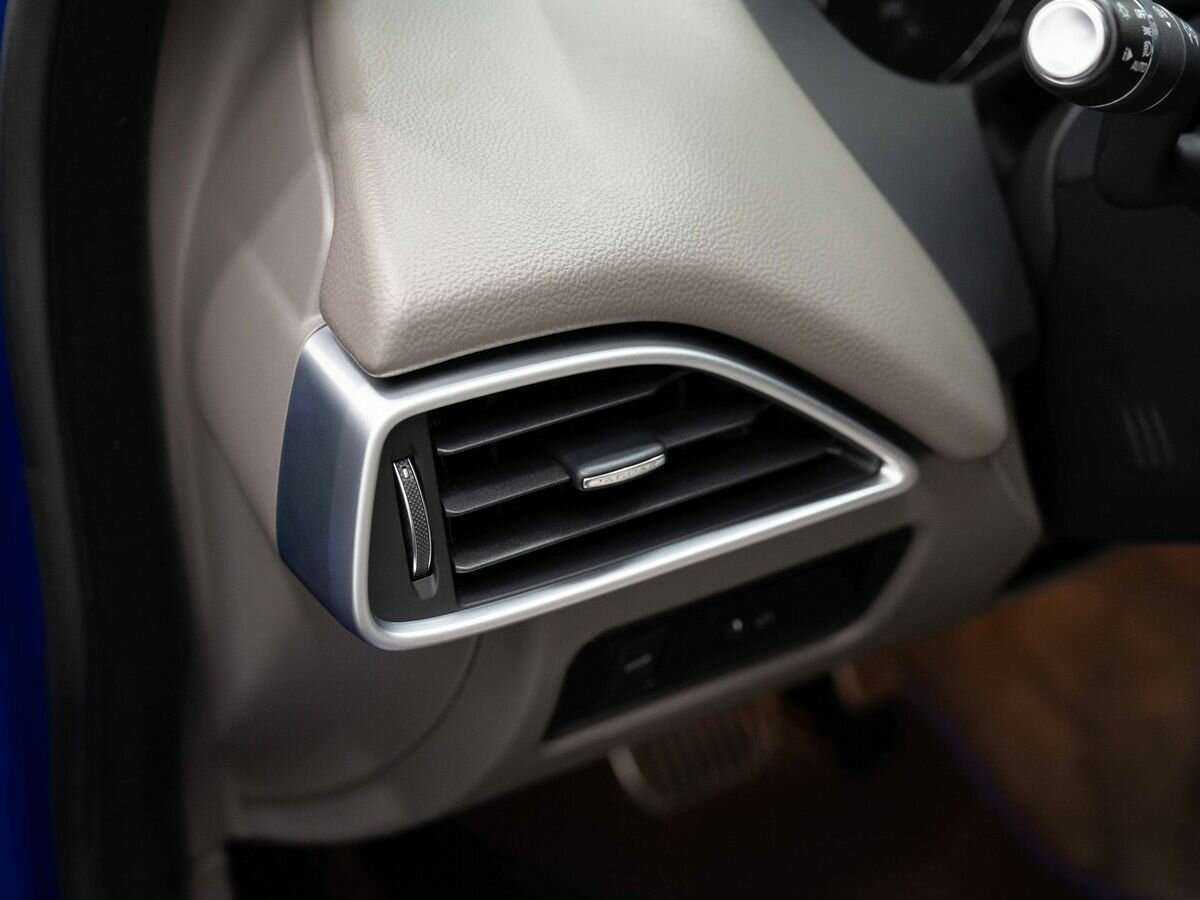 Купить Jaguar XE, 2017, 54 000 км, фото №20