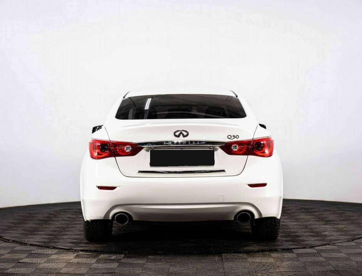 Infiniti Q50