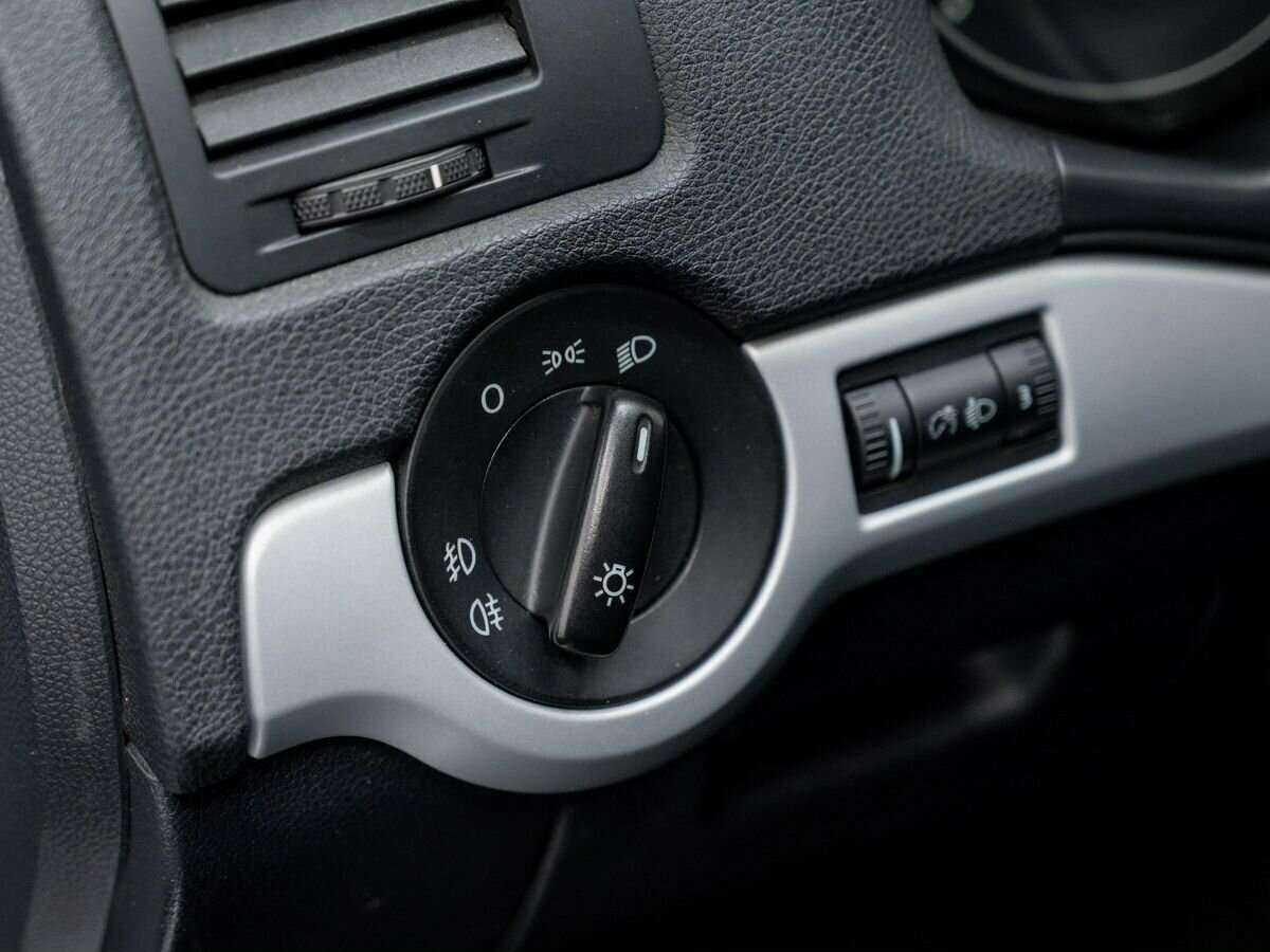 Купить Skoda Octavia, 2008, 281 683 км, фото №14