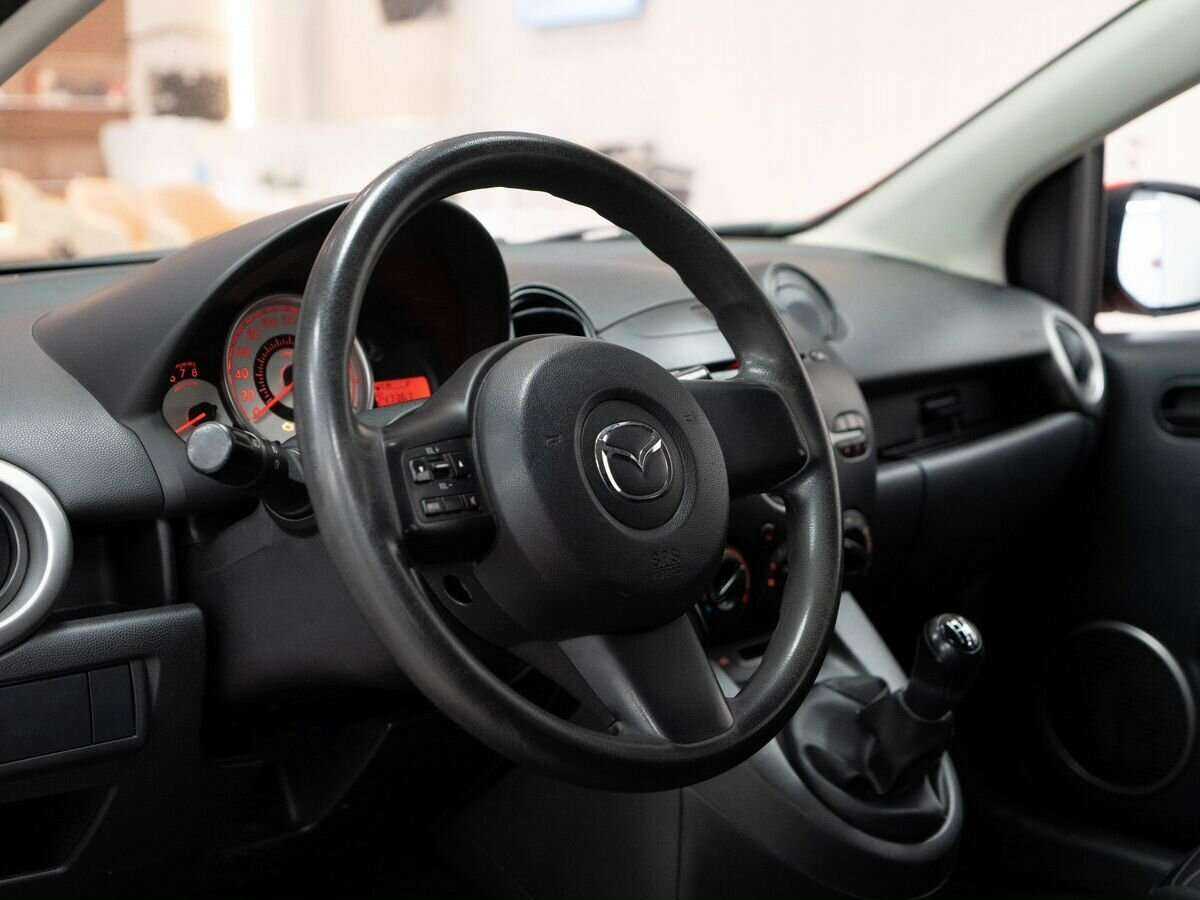 Купить Mazda 2, 2008, 240 000 км, фото №7
