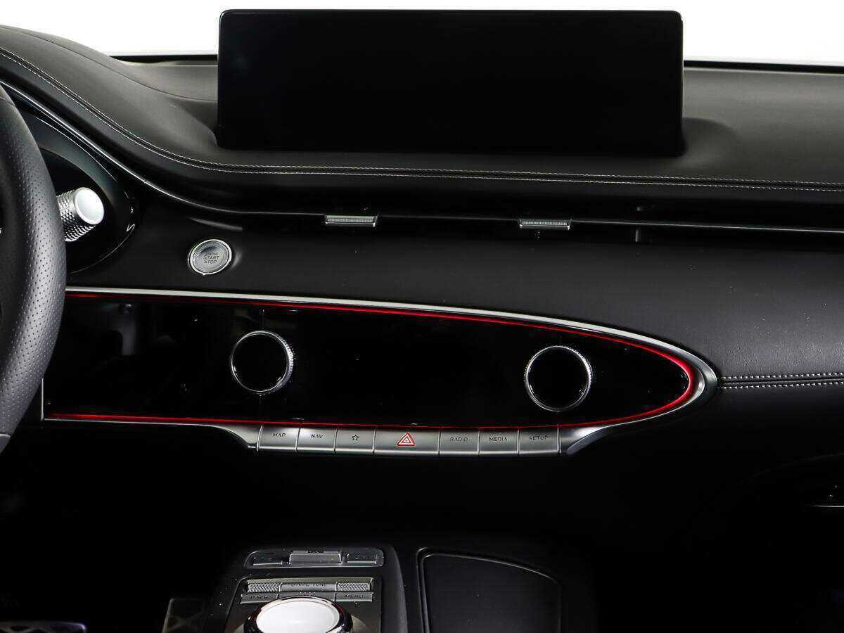 Купить Genesis GV70, 2022, 16 918 км, фото №10