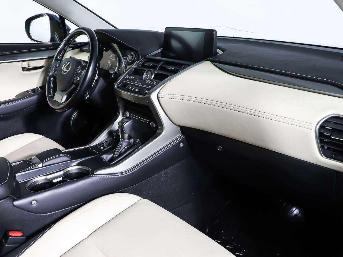 Купить Lexus NX 200, 2017, 76 000 км, фото №9