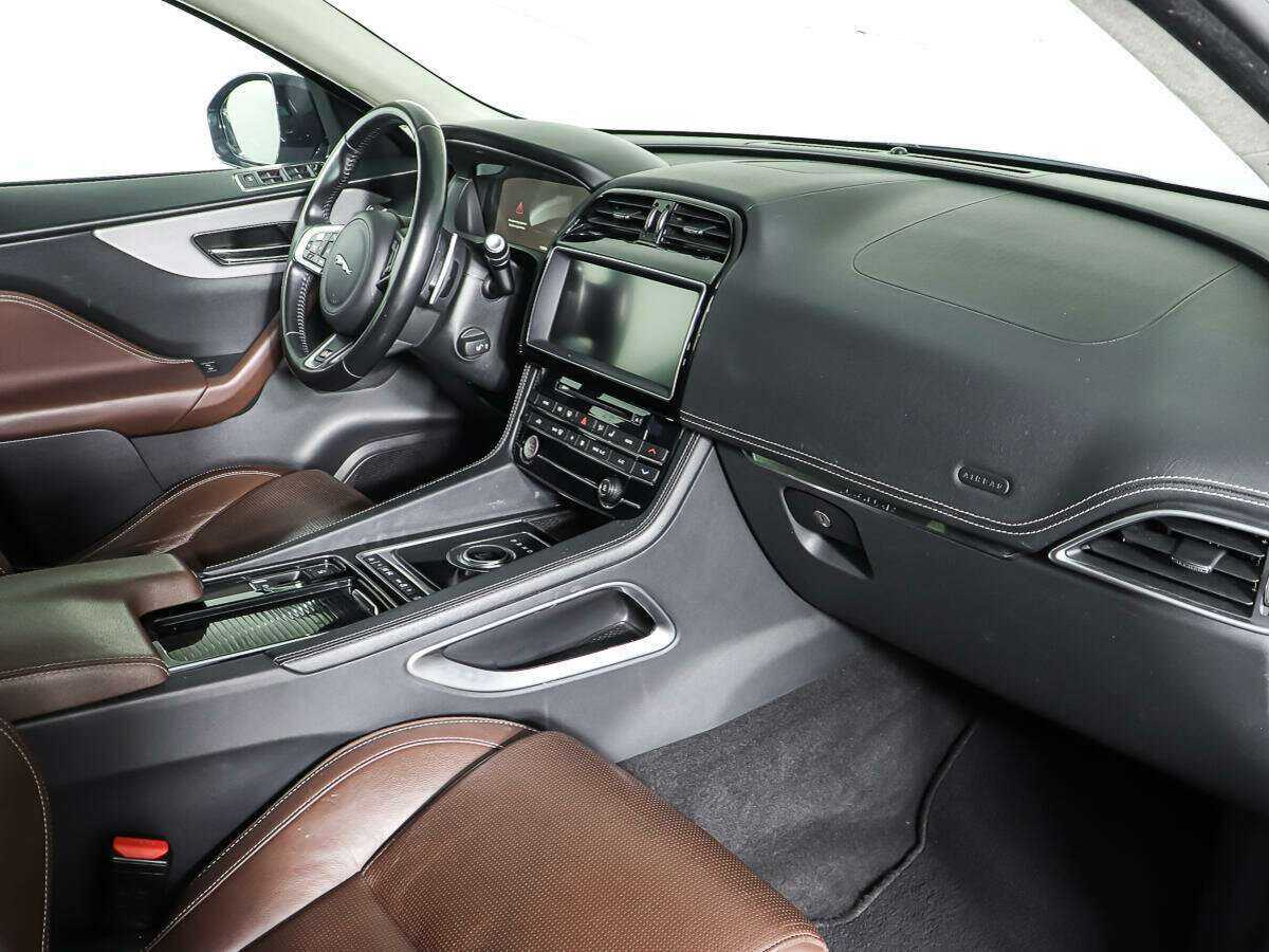 Купить Jaguar F-Pace, 2017, 113 057 км, фото №9
