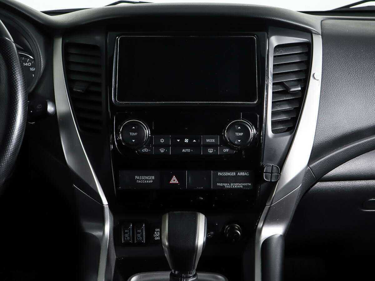 Купить Mitsubishi Pajero Sport, 2018, 85 900 км, фото №12