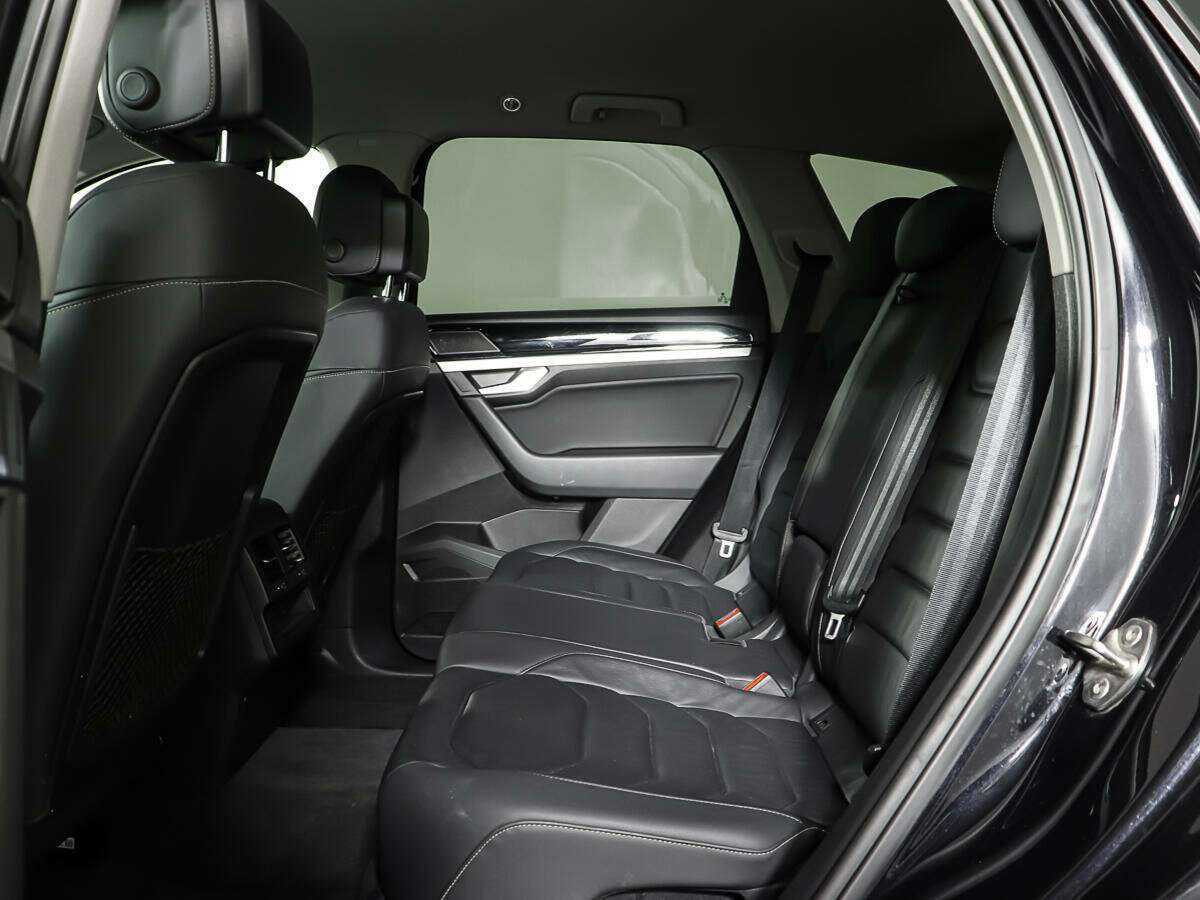 Купить Volkswagen Touareg, 2019, 173 051 км, фото №12