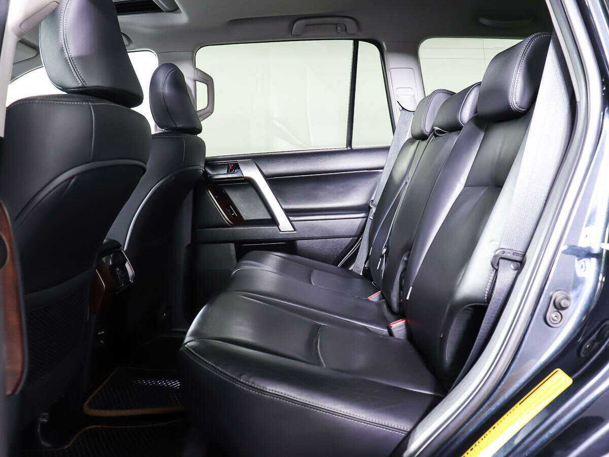 Купить Toyota Land Cruiser Prado, 2014, 102 721 км, фото №9