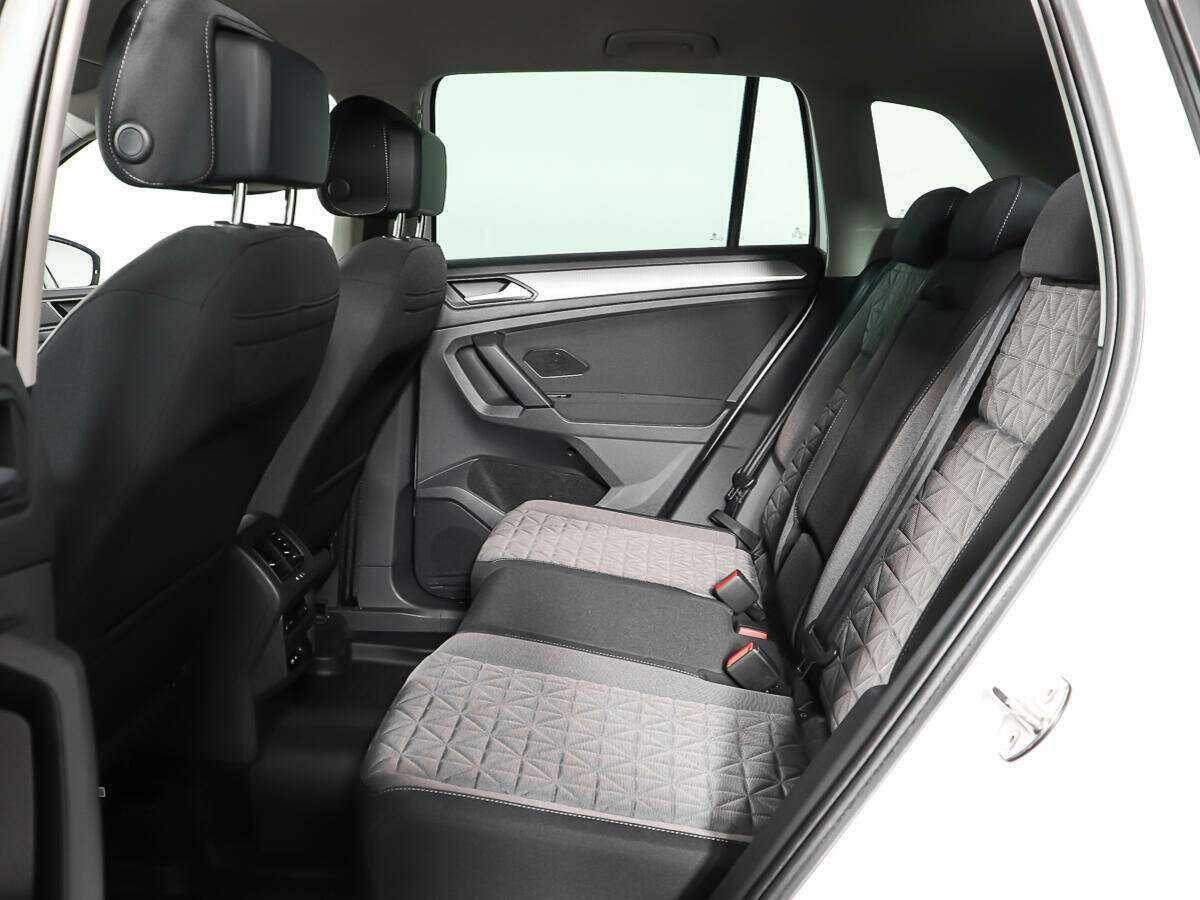 Купить Volkswagen Tiguan, 2021, 38 447 км, фото №10
