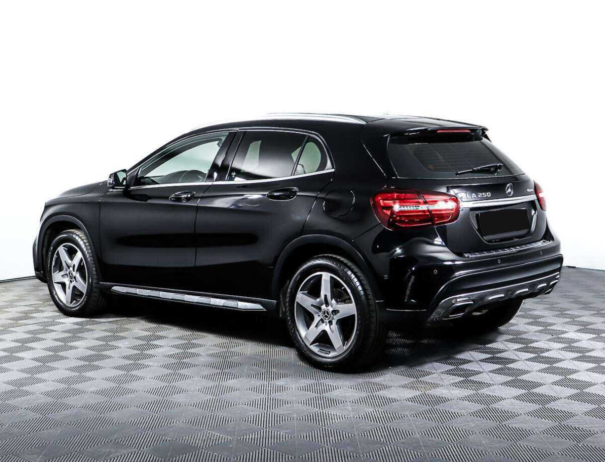 Купить Mercedes-Benz GLA 250, 2018, 81 236 км, фото №6