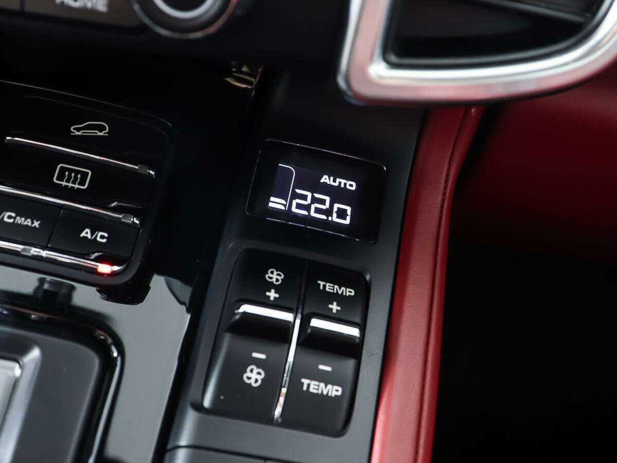 Купить Porsche Cayenne, 2017, 77 800 км, фото №20