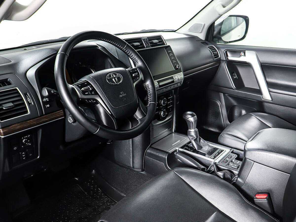 Купить Toyota Land Cruiser Prado, 2020, 86 310 км, фото №13