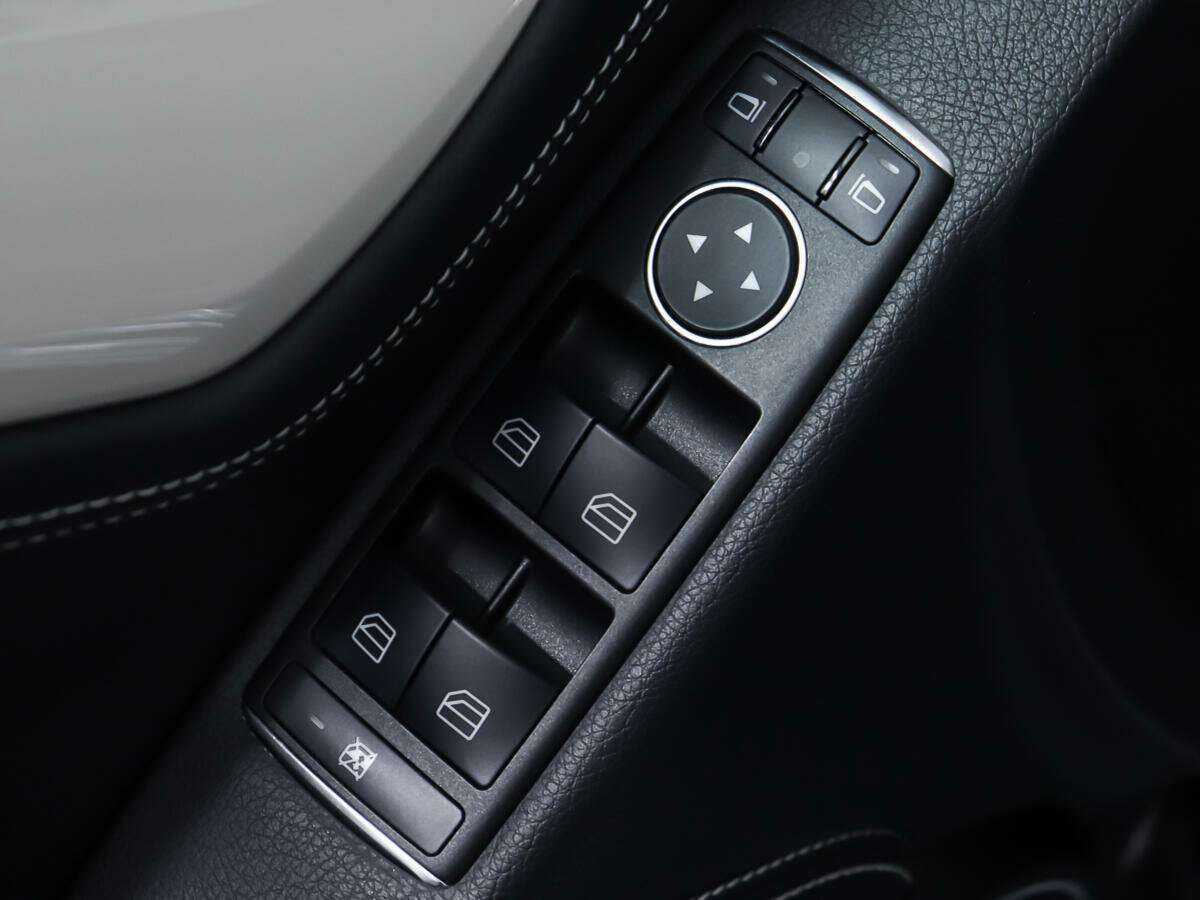 Купить Mercedes-Benz C-Класс 180 BlueEFFICIENCY, 2011, 102 583 км, фото №19