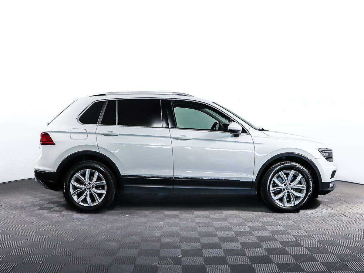 Купить Volkswagen Tiguan, 2018, 80 336 км, фото №4