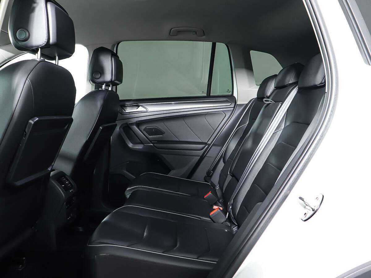 Купить Volkswagen Tiguan, 2018, 80 336 км, фото №10