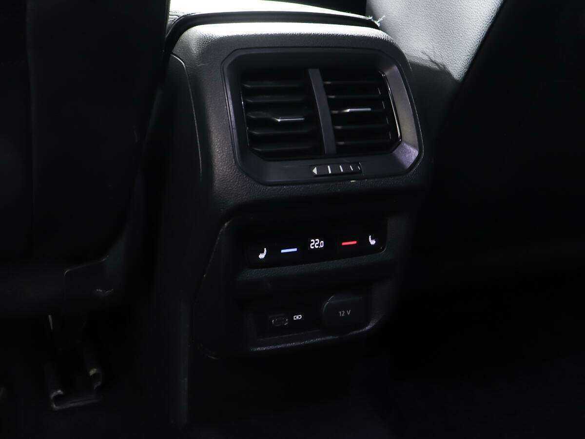 Купить Volkswagen Tiguan, 2018, 80 336 км, фото №22