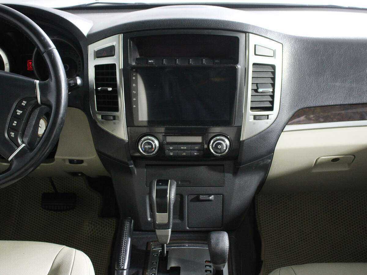 Купить Mitsubishi Pajero, 2017, 92 686 км, фото №13