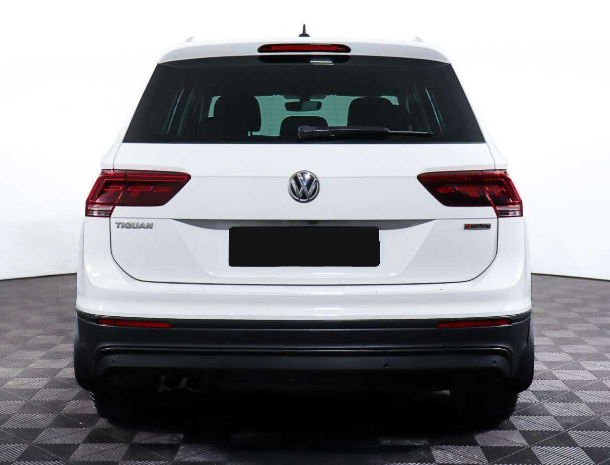 Купить Volkswagen Tiguan, 2018, 75 680 км, фото №6